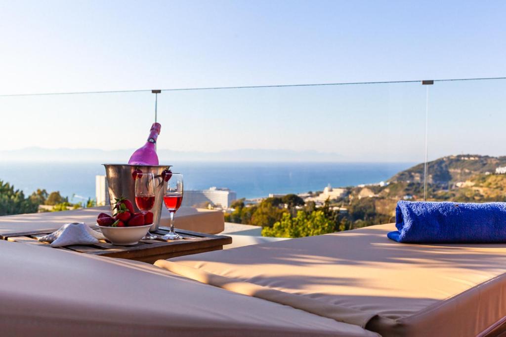 Flyviewflatsgold Privatehottub With Seaview Apartment Ixia  Exterior foto