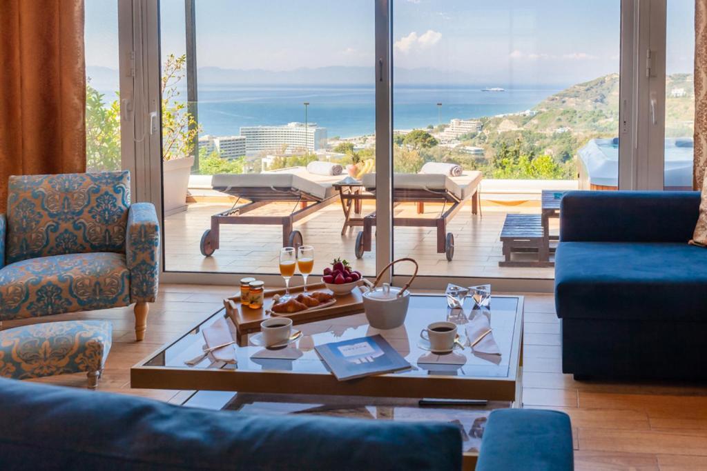 Flyviewflatsgold Privatehottub With Seaview Apartment Ixia  Exterior foto