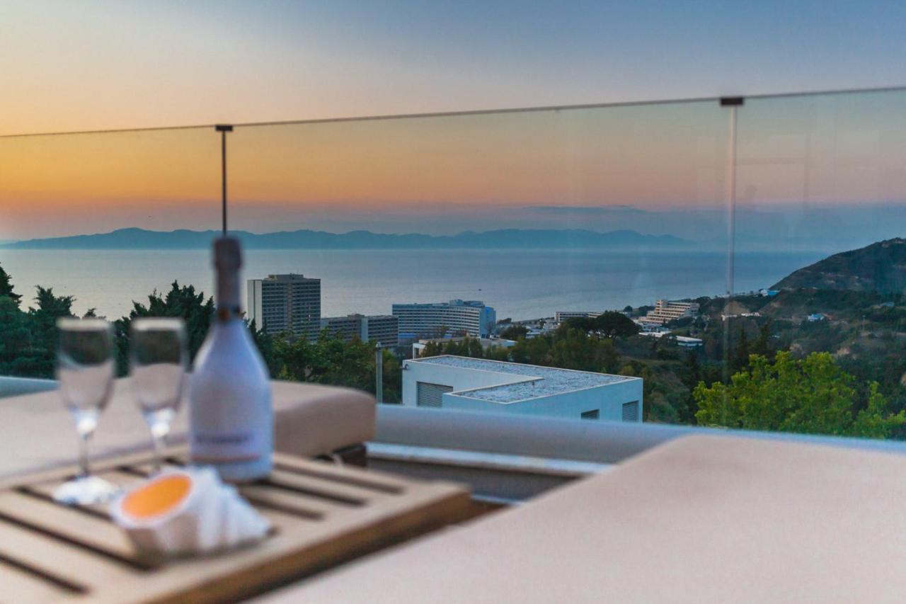 Flyviewflatsgold Privatehottub With Seaview Apartment Ixia  Exterior foto