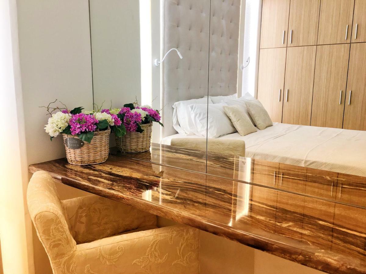 Flyviewflatsgold Privatehottub With Seaview Apartment Ixia  Exterior foto